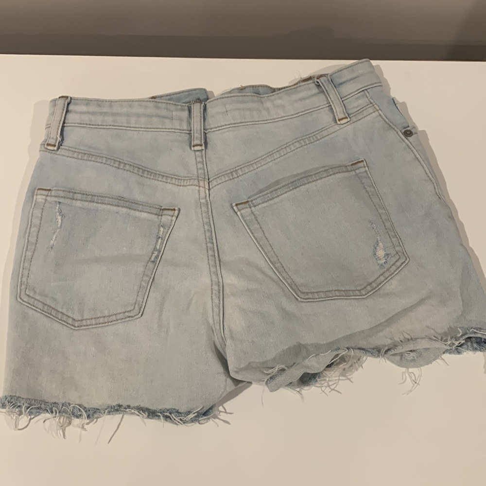 Shorts - Picture 4 of 4